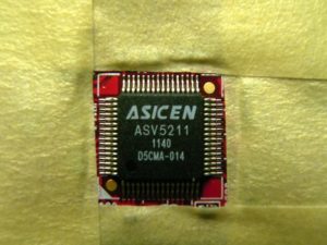 ICチップ取り外しマスキング_USBテレビチューナーPX-W3U3の制御IC_ASV5211R_